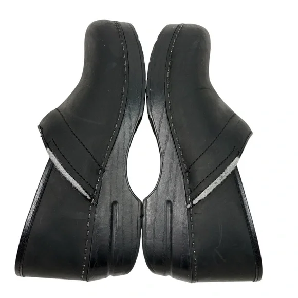 Dansko 40 Womens Solid Black Slip On Clogs Career Work Office Comfort Nurse Shoe - Picture 9 of 10